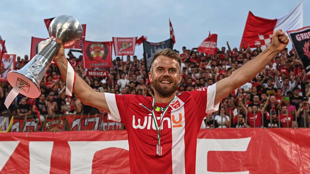 Tuttosport: "Il Como prepara un tris di colpi dalla A. Parma: Bruno e Partipilo. Ascoli, in arrivo due giovani dall'Atalanta. FeralpiSalò, Vecchi vuole Pinato"