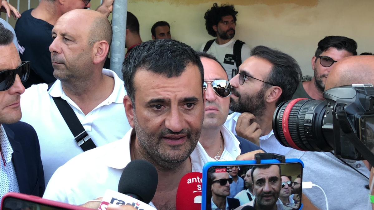 La Repubblica - Bari in C. Decaro: "Tradito, deluso e amareggiato. Da due anni provo a convincere Luigi De Laurentiis a vendere, ma non si arriva mai alla fine"