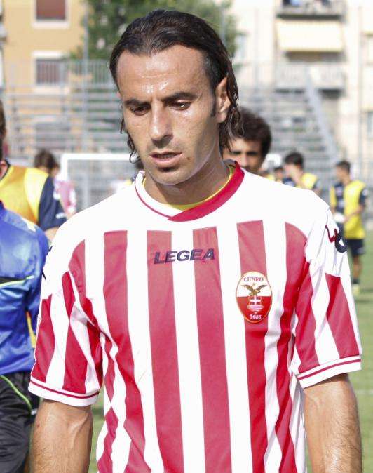 Benevento, un difensore ai saluti