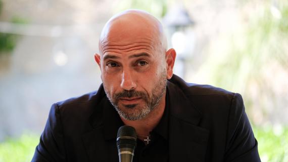 Carrarese, Calabro: "Serve un'inversione di tendenza, siamo consapevoli di poter ottenere punti pesanti. Salernitana? Scordiamoci quella dell'andata..."