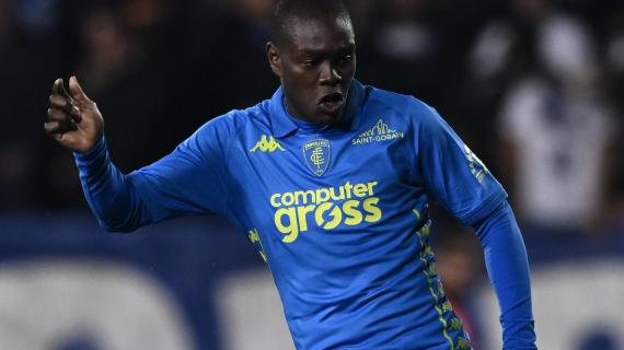 GazzSport - Salta Elia al Palermo: c'è Gyasi. Modena: Palumbo in rosanero per 2 milioni, adesso caccia a un esterno. Venezia su Azzi e Compagnon. Doppio colpo del Sudtirol. Frosinone: Raimondo