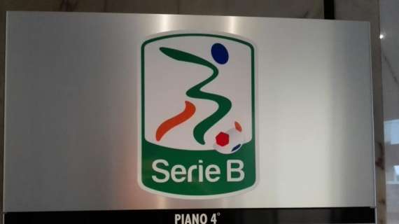 Corriere dello Sport: "Taglio agli stipendi. L'urlo della Serie B"