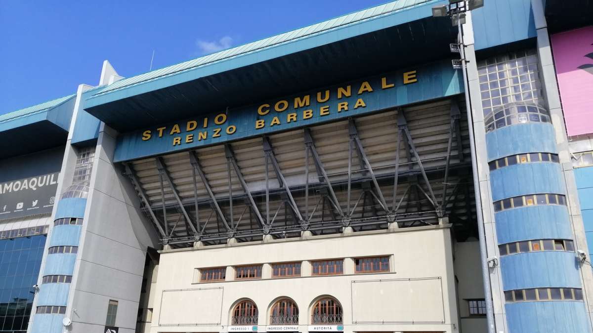 La Repubblica - Il Palermo torna a casa in un Barbera rinnovato, club rischiava penalizzazioni. I dettagli