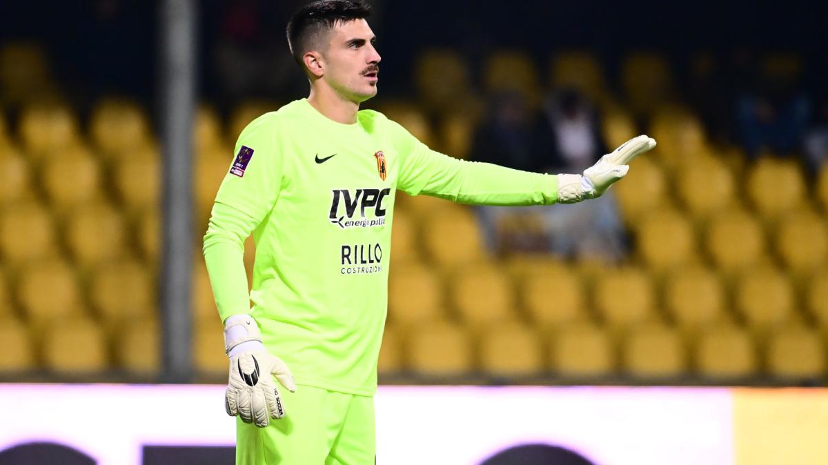Benevento, grandi manovre tra i pali in vista della Serie B: Vannucchi verso la conferma, Esposito e Russo al vaglio