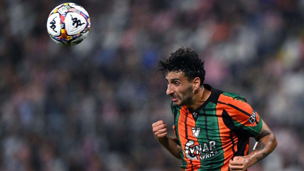 CorSport - Bari, caccia a un centrocampista d'interdizione. Sfuma Lella. Via Partipilo, in bilico tra B e C