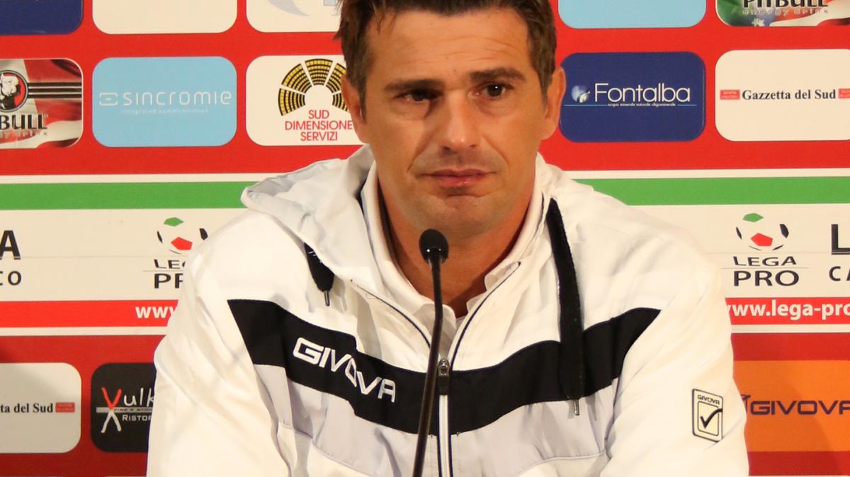 Palermo, Arturo Di Napoli: “Club tra le favorite nella lotteria dei playoff. Concorrenza agguerrita, ma traguardo alla portata dei rosanero”   