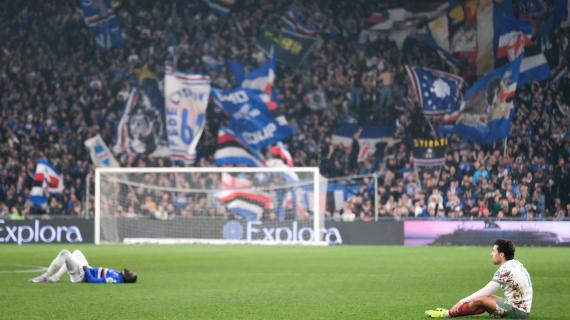 GazzSport - "Indegni": gli ultras della Samp fanno togliere le maglie ai giocatori. Clima di paura a Bogliasco