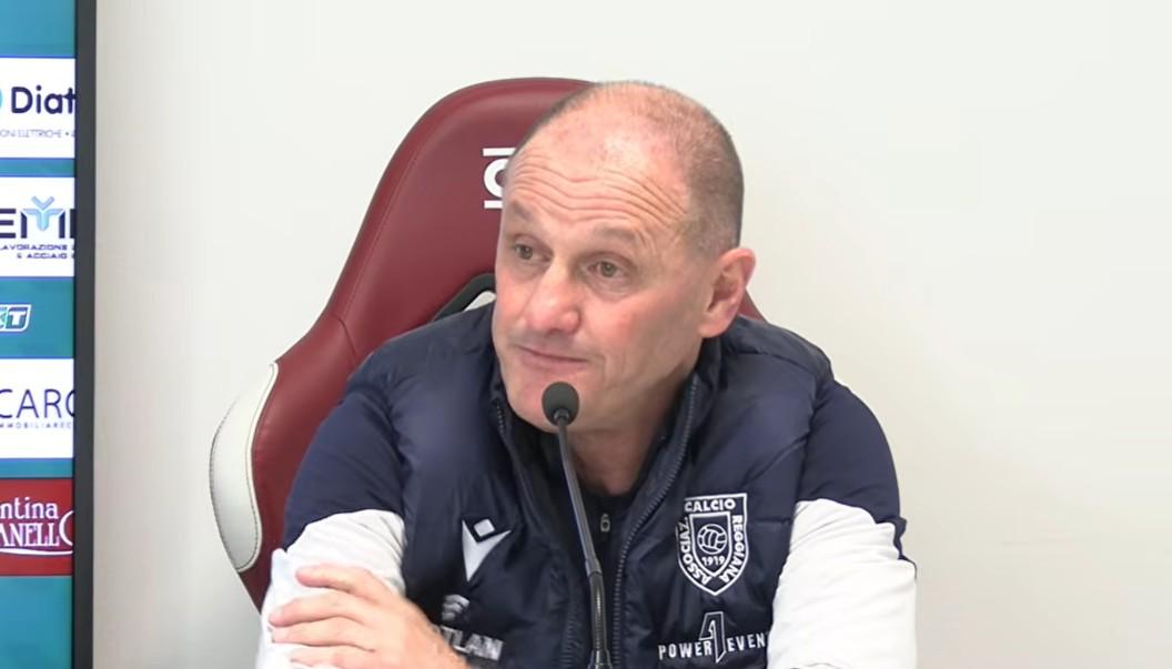 QS - Reggiana, Bisoli tra ricetta salvezza e regole ai calciatori: "Dobbiamo essere brutti, sporchi e cattivi"