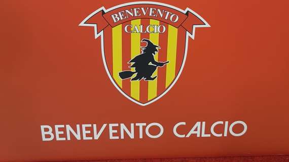 Benevento, ritiro anticipato in vista del Genoa. Annullata la conferenza stampa di Cannavaro 