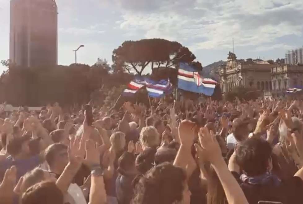 Sampdoria, Pirlo e la squadra contestati all'aeroporto: "Indegni"