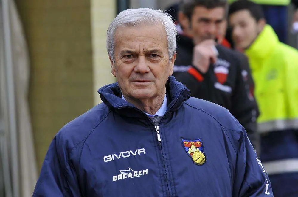Cremonese: cordoglio per la scomparsa di mister Simoni