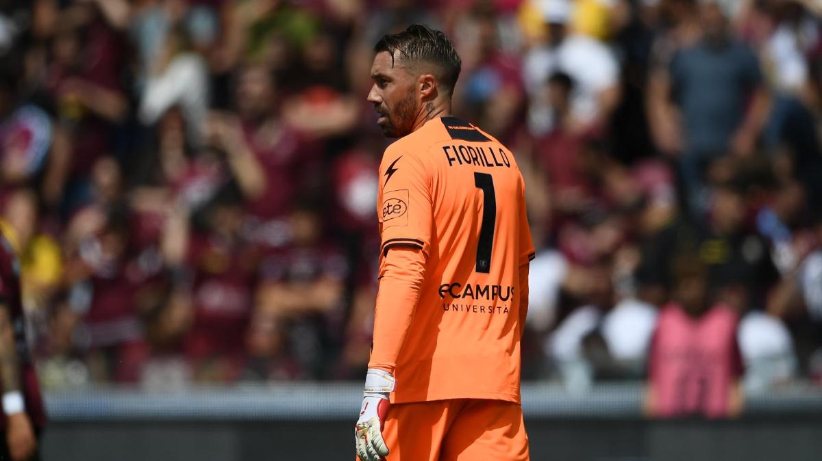 Carrarese, Fiorillo dopo il rinnovo: "Questa squadra ha riacceso in me una scintilla e sono felice di aver trasmesso alcuni di questi valori morali"