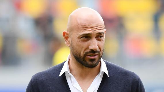 UFFICIALE - Carrarese, Calabro prolunga fino al 2026