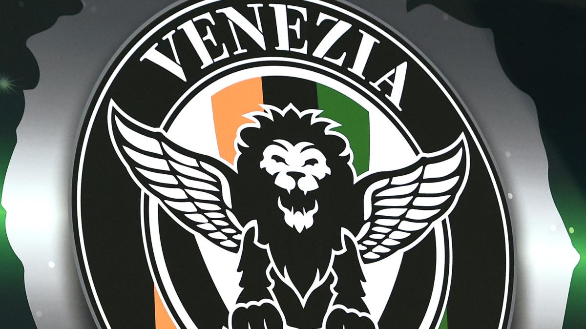 UFFICIALE - Venezia, Conde al Linz