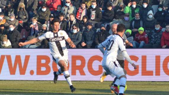 Serie B, Bari-Cosenza 1-1 al 45': tante emozioni, risultato in equilibrio 