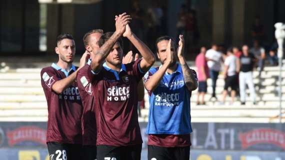 Serie B, Salernitana-Ascoli 0-0: i marchigiani sfiorano il colpaccio, Adamonis salva i granata