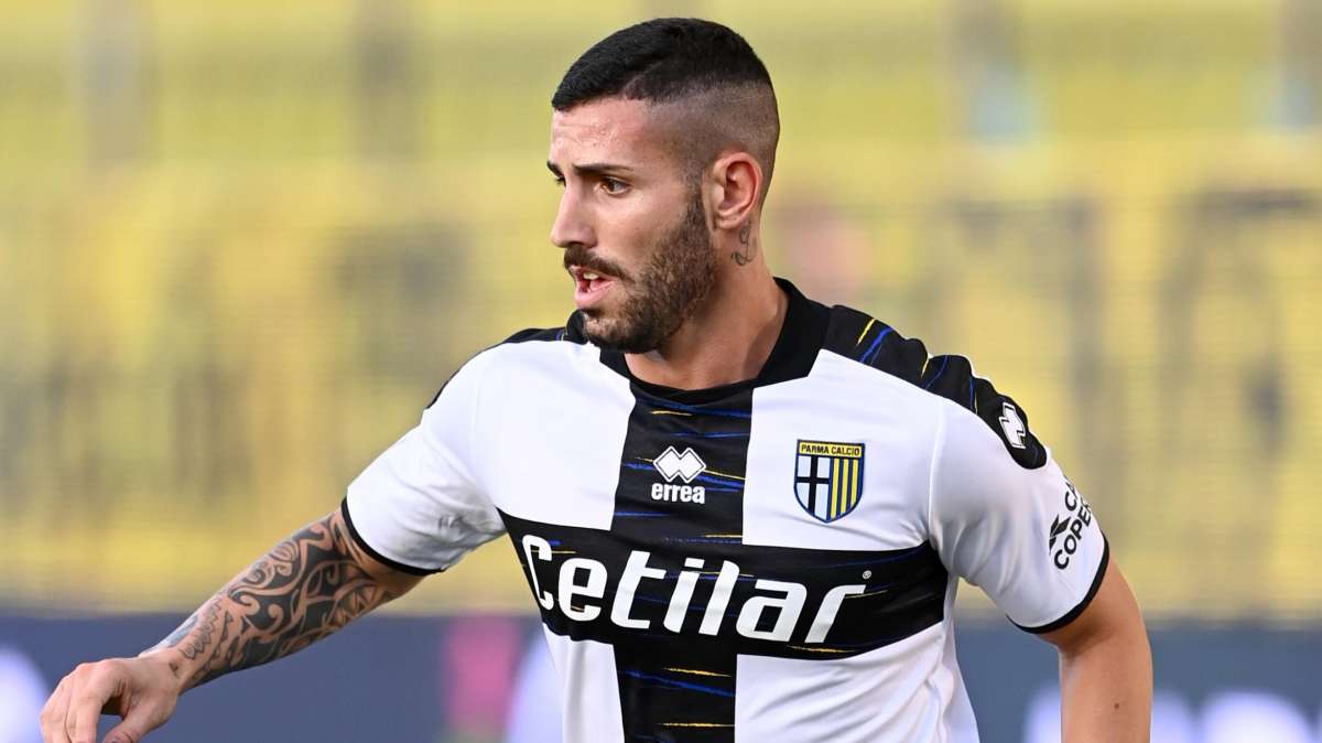Di Marzio: "Sampdoria, preso Langella. Cosenza: in arrivo Tutino, vicino anche Improta. Il Pisa piomba su Valoti. Reggiana: Girma"