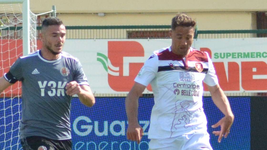 Reggina, Cionek: "La B di quest'anno non è paragonabile a nessun altro campionato precedente. Noi siamo sulla buona strada"