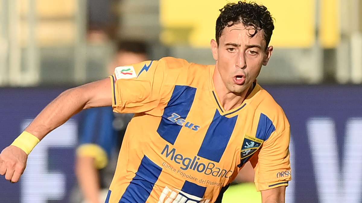 CorSport - L'Ascoli punta Gagliolo e Inglese. Bari: Kallon c'è, slitta Baez. Cremo: ecco Falletti, scambio Okereke-Caso col Frosinone? La Reggiana valuta l'attaccante Polievka. Samp, piace Aramu