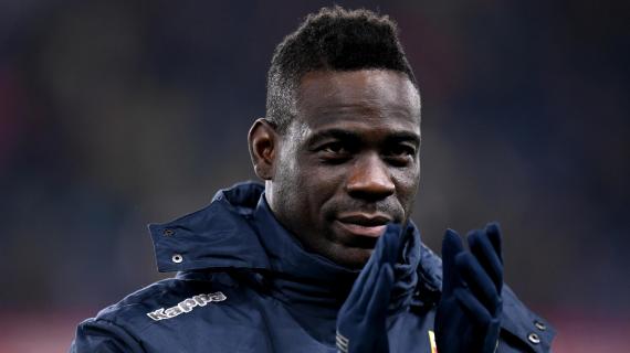 Brescia, l'ex Balotelli in Serie C al Trapani? Mario: "Non inventatevi dove andrò, sono del Genoa anche se qualcuno non lo vorrebbe..."