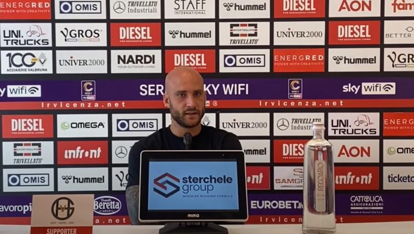 UFFICIALE - Vicenza, rinnovo del contratto per Costa