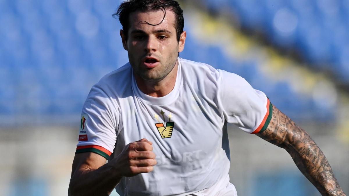 Mercato scoppiettante di Samp e Spezia, bene Venezia e Juve Stabia. Bari, quante scommesse