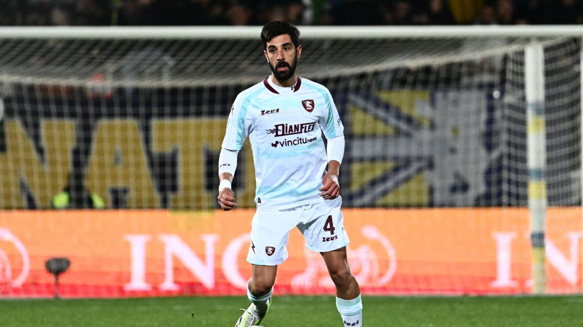 Tuttosport - Palermo, vicino Johnsen. Tre cadette su Cuni e Benedetti della Samp. Che non molla Kouamé. Reggiana: Pasalidis. Pescara su Bettella 