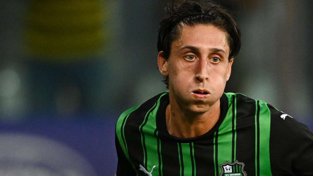 CorSport - Duello Pisa-Bari per Puscas. Sondaggio dello Spezia per Mulattieri, nel mirino del Catanzaro. Samp, tre piste per l'attacco. Reggiana, piace un trequartista sloveno