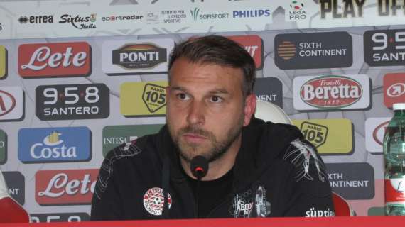 Ascoli, Zanetti: "Sbigottito dall'approccio alla gara, incassato un gol che rasenta il ridicolo"