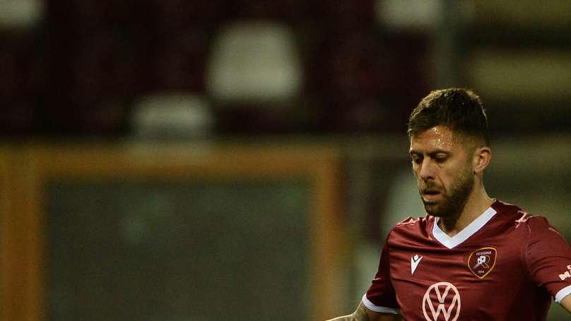 Reggina, Taibi: "Menez? Stiamo monitorando la sua situazione. Abbiamo 19 over, uno sarà sacrificato"