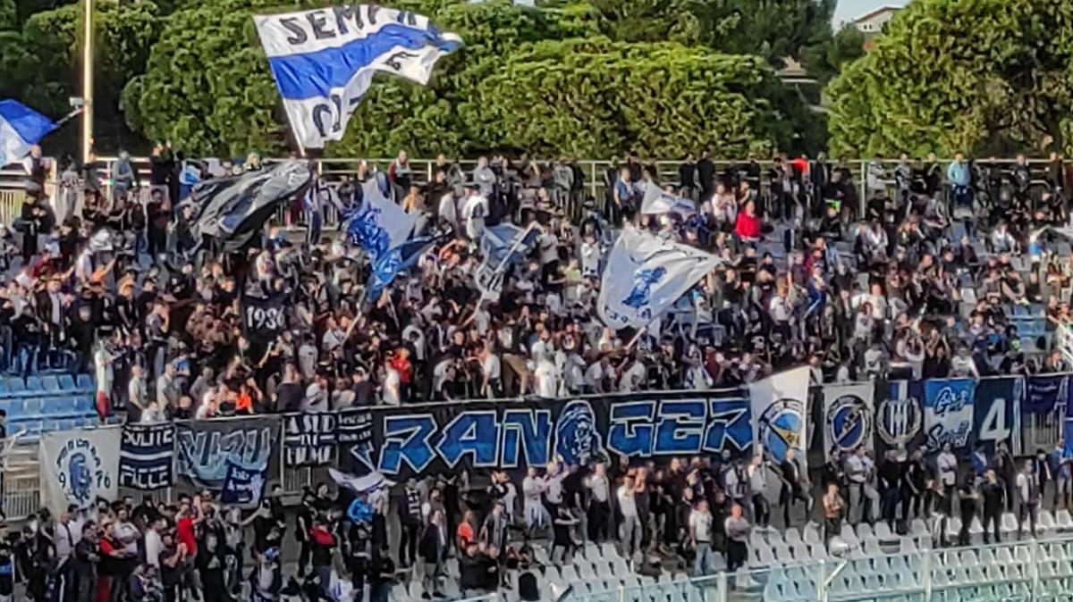 Davanti vincono tutte, cade ancora il Bari. Colpo Pescara ad Avellino