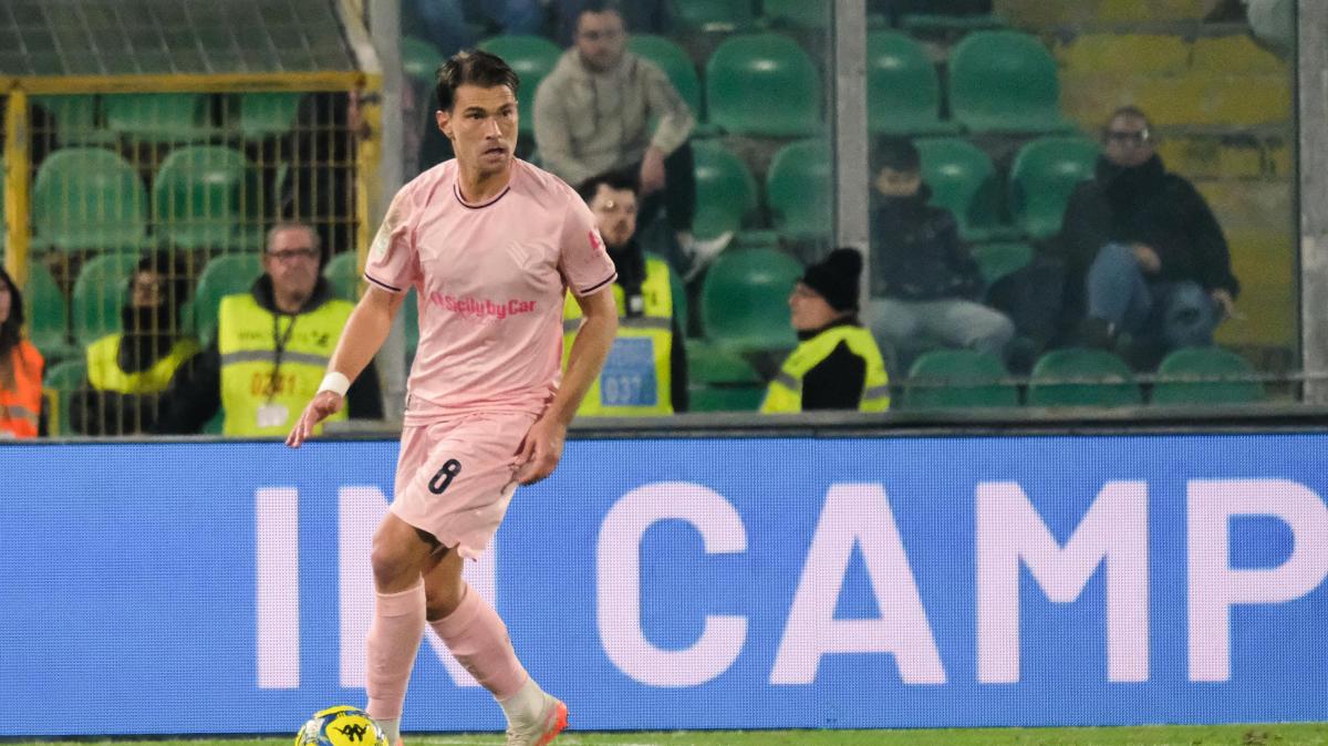 Serie B, Palermo-Spezia 1-0 (pt): decide, per ora, un rete di Segre in avvio 