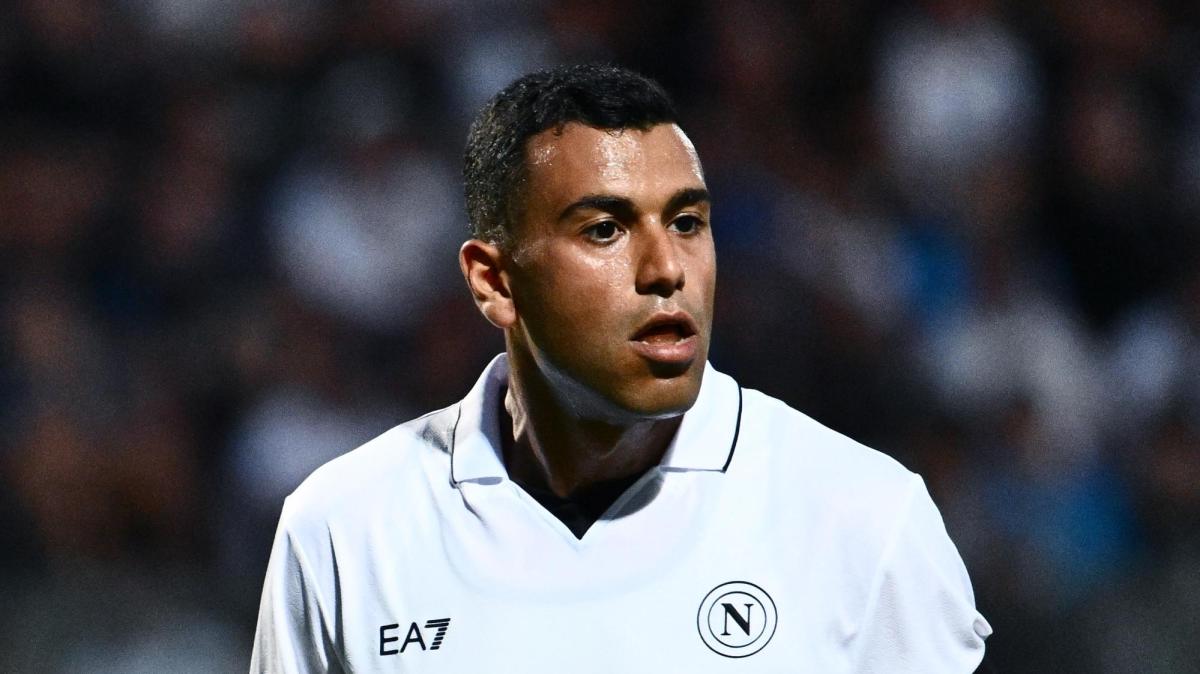 GazzSport - Monza su Cheddira. Bis Bari: Stabile e De Pieri. Mantova, si avvicina Vicari. Venezia: fatta per Ambrosino, in arrivo anche Dagasso. Cesena, Valoti e Cerri piste calde