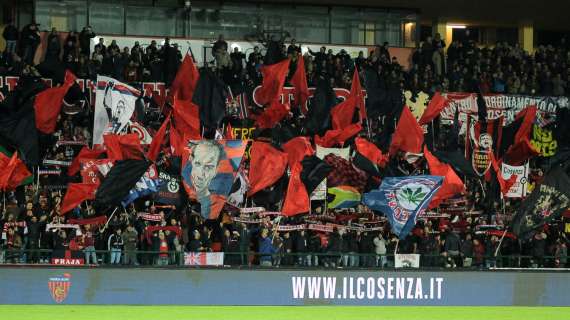 Serie B, Cosenza- Como 3-1: i lupi travolgono i lariani