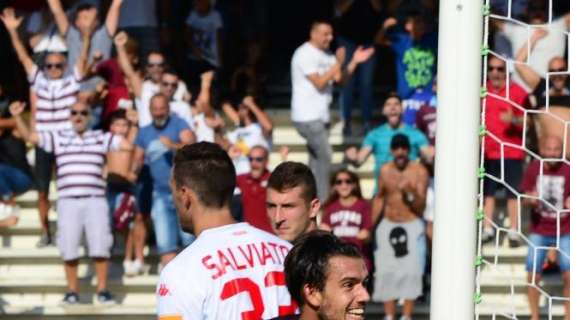 Serie B, i risultati finali del pomeriggio: trionfo della Salernitana, parità nel derby veneto