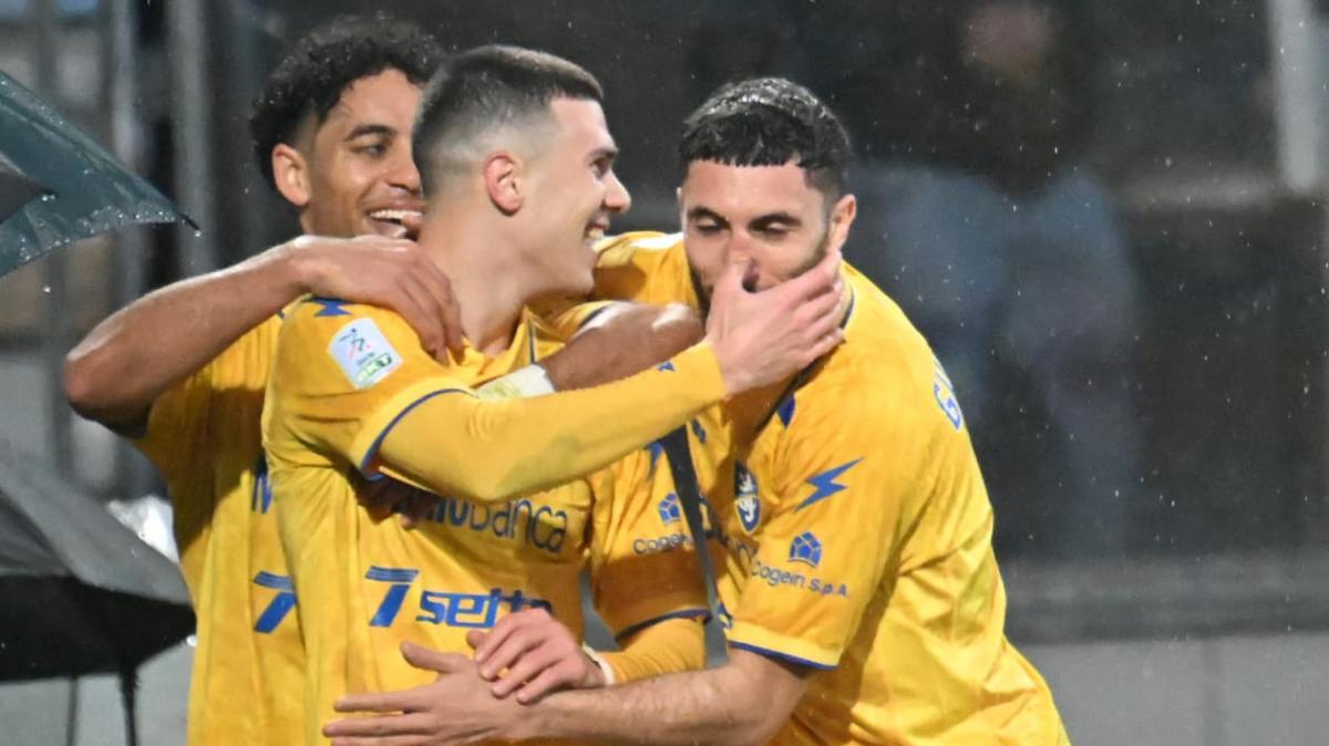 Serie B, Frosinone-Padova 2-0 (pt): ciociari avanti allo Stirpe 