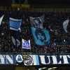 Il Maradona si colora d'azzurro. Il comunicato della Curva A: "Maglia, sciarpa e...