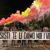 Striscioni di sfottò dai tifosi della Roma per Lotito: "Resisti, te li diamo noi...