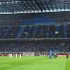 Milan, la Curva si dispone lungo il settore per creare la scritta "Go Home": le immagini...