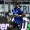 Bisseck all'ultimo fa ruggire il Meazza: sorpasso Inter, 1-0 sulla Lazio al 45'
