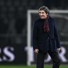 "Vattene!" e "Cairo vendi!". Nella notte altri striscioni di contestazione dei tifosi...