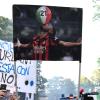 "I derby mettili nel c...": Thuram, striscioni anti-Milan con il caschetto 'alla...