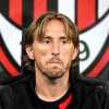 Modric scherza: "Spero che Sucic porti rispetto nel derby. Giocatore forte e bravo ragazzo"