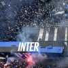 Inter, è qui la festa? Cori ed entusiasmo: l'arrivo del pullman dei nerazzurri a San Siro