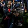 PSG, appello Dembelé: "Festeggiate senza spaccare tutto a Parigi". Henry lo supporta...