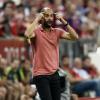 Passerella incredibile per l'addio di Guardiola al City: sfilano Kompany, Begiristain,...