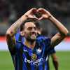 Il mercato delle milanesi, QS Sport titola: "Calhanoglu ad Arda Guler: 'Vieni all'Inter'"