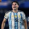 Il Barcellona fissa una deadline per l'affare-Julian Alvarez: non aspetterà fino a fine mercato