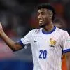 Kingsley Coman, vinti tutti i campionati giocati tranne uno. Con la Francia solo secondo