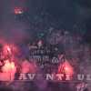 Napoli campione, festa anche a Milano: fuochi d'artificio e striscioni azzurri in...